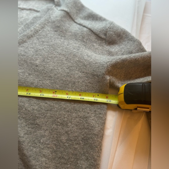 Inhabit Gray Cashmere Sweater size S - Picture 7 of 8